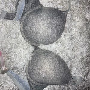PINK Victoria’s Secret push up bra
